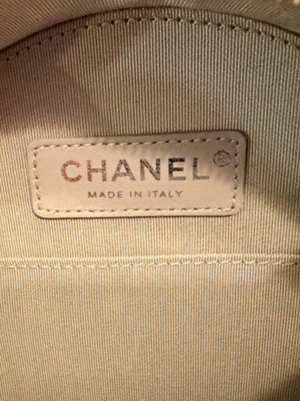 CHANEL Silver CC Round as Earth Chain 2Way Bag - Picture 9 of 14